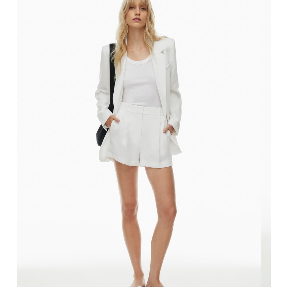 Effortless short mini - Wilfred